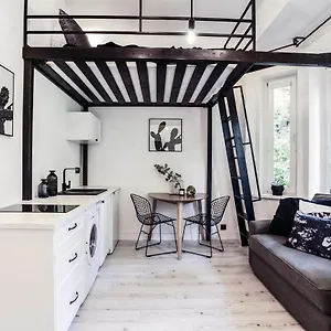 Studio Black&white Apartament